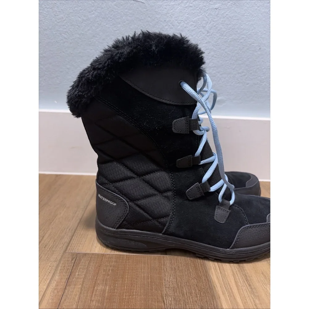 Columbia Women's Black Fur Trim Lace Up Insulated Snow Boots US 8